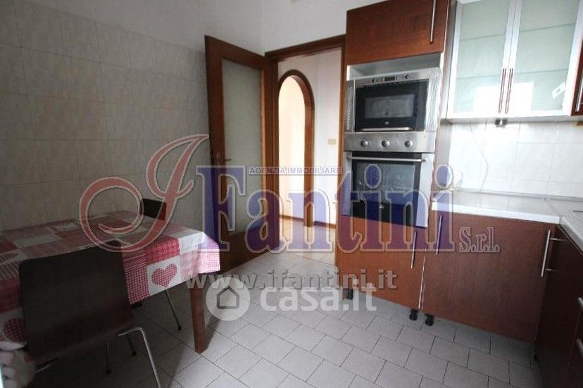 Quadrilocale in Via della Corte 8 — foto 2 di 24