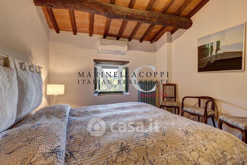 Villa in Piazza Giacomo Matteotti — foto 19 di 48