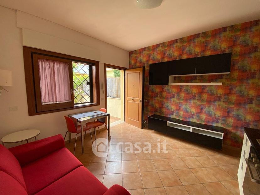 Bilocale in Viale 1º Maggio 86 — foto 15 di 24