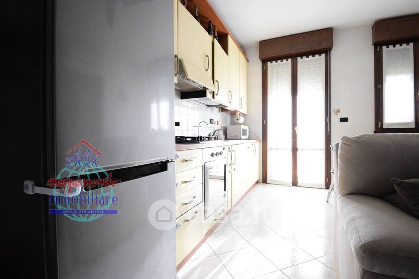 Quadrilocale in Via della Costituzione 36 — foto 25 di 25