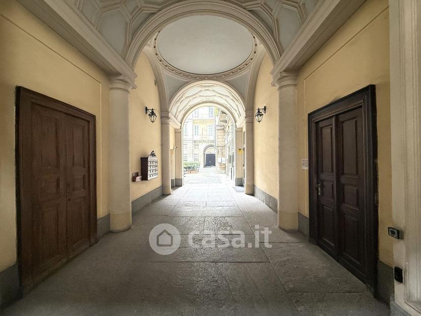 Trilocale in Via Giuseppe Parini 10 — foto 3 di 23