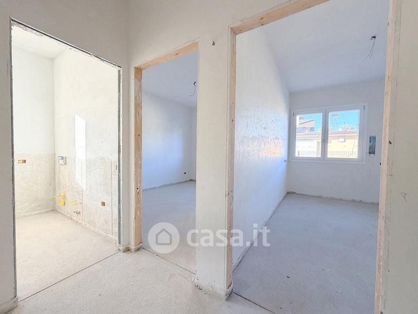Trilocale in Via Monte Grappa 3 — foto 21 di 29