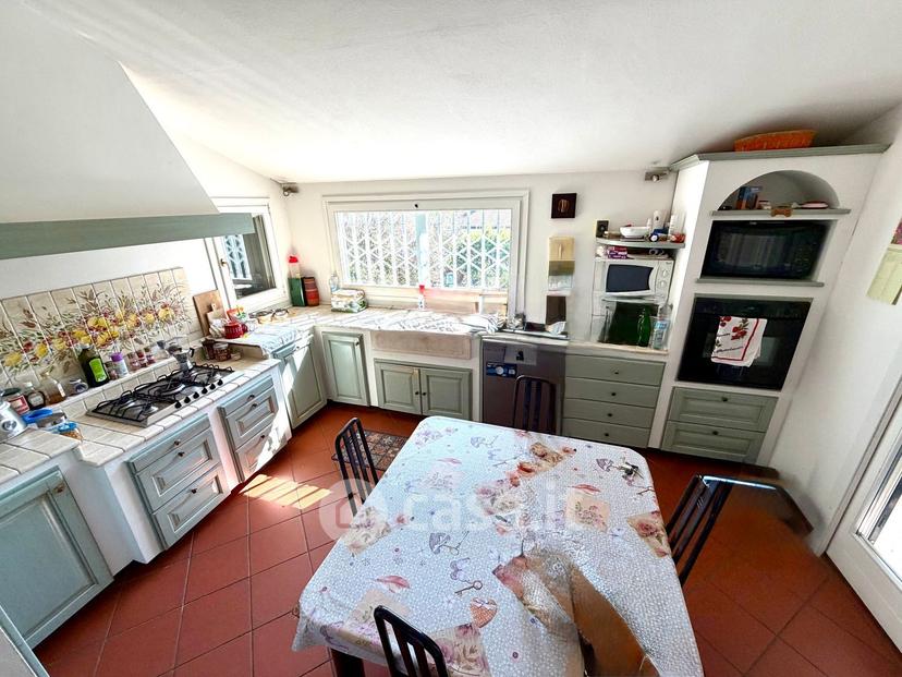 Villa in Via dei Pini 29 — foto 21 di 35