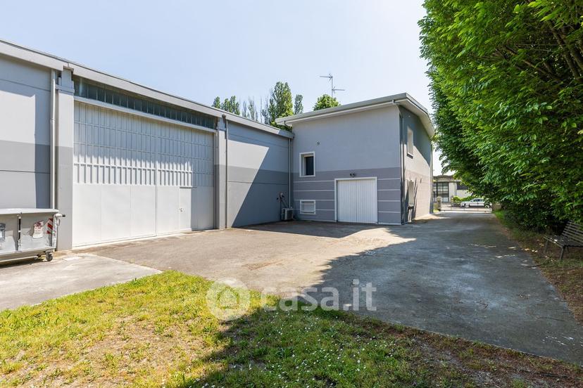 Villa in Via Benedetto Zallone 24 — foto 32 di 41