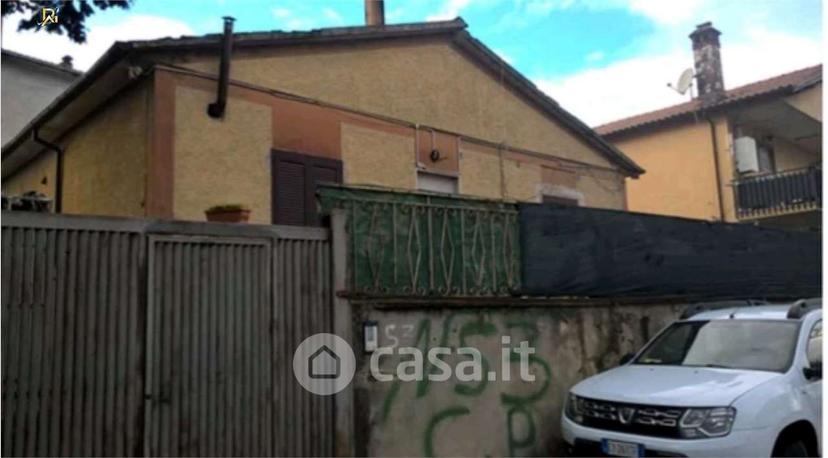 Appartamento in Via dei Castagni — foto 16 di 30