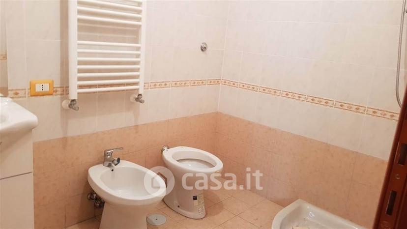 Trilocale in Via Cossignano — foto 9 di 15