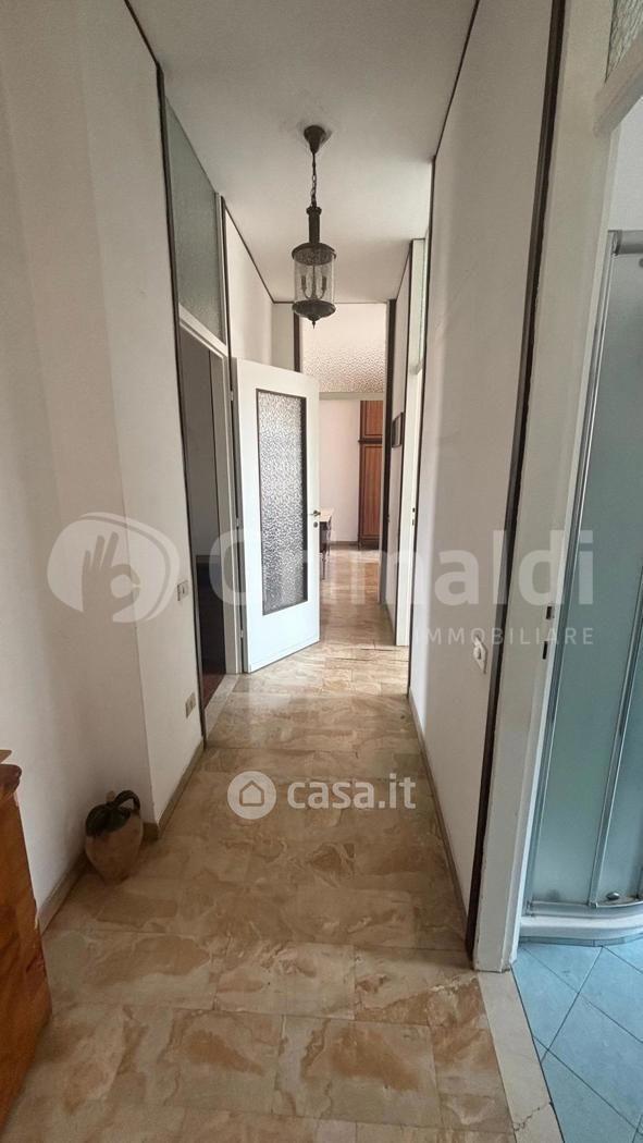 Quadrilocale in Via Cassolnovo 7 — foto 10 di 35