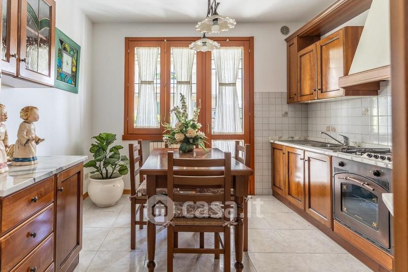 Appartamento in Via Jacopo della Quercia 50053 — foto 9 di 35