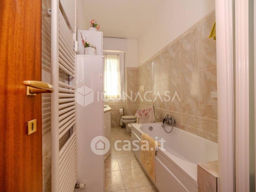 Trilocale in Via della Resistenza 2 — foto 61 di 86