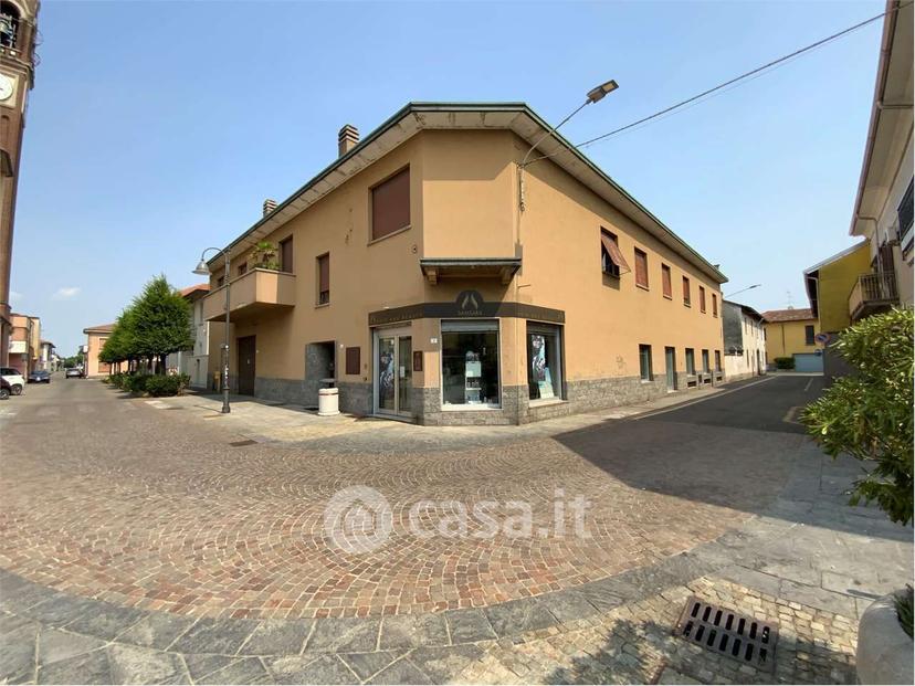 Appartamento in Via C. Cantù 4 — foto 15 di 24