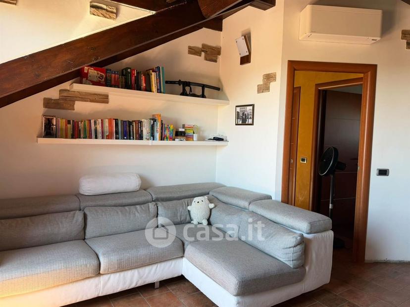 Trilocale in Via Bruno Buozzi 56 — foto 37 di 45