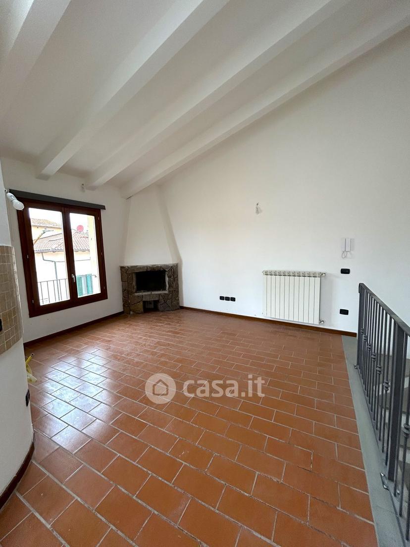 Trilocale in Via Vecchio Ponte 1 — foto 19 di 30