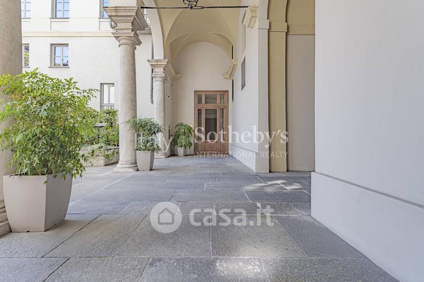 Quadrilocale in Piazza Castello — foto 23 di 27