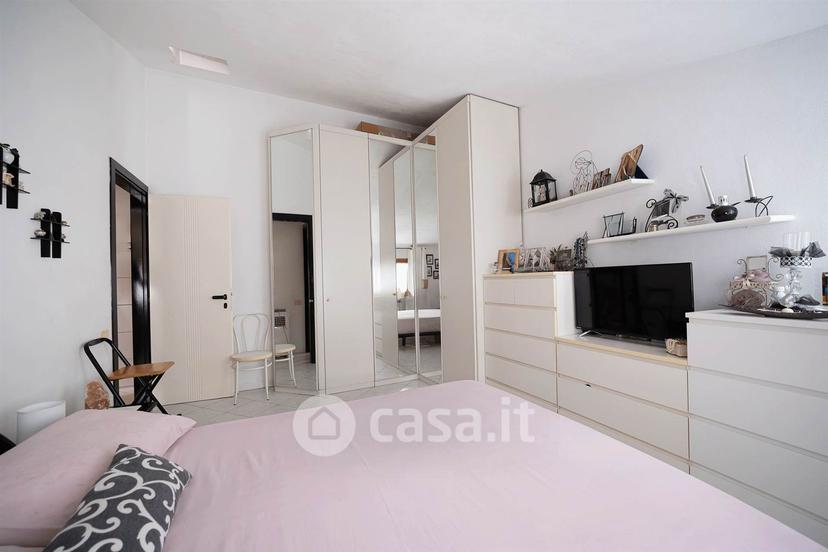 Trilocale in Via Vecchio Ponte 3 — foto 15 di 20