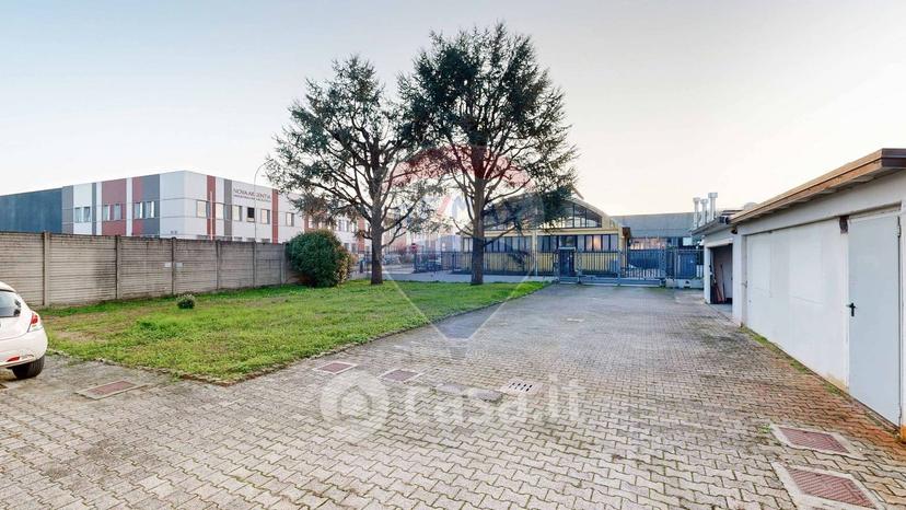 Villa in Via Muoni 15 — foto 21 di 44