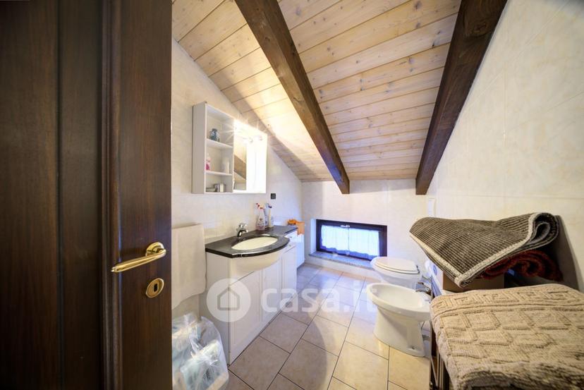 Villa in Via Monasterolo 20 — foto 20 di 53