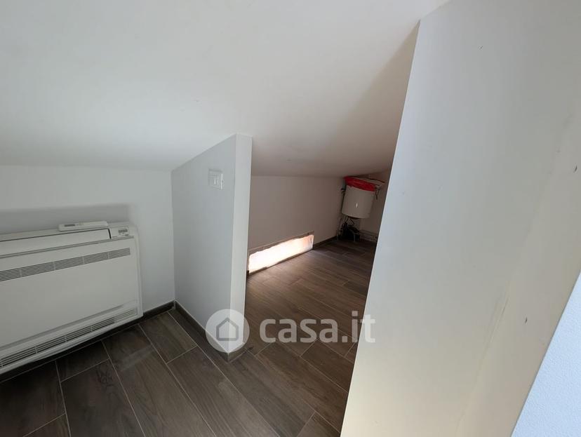 Monolocale in Strada Maggiore — foto 13 di 16