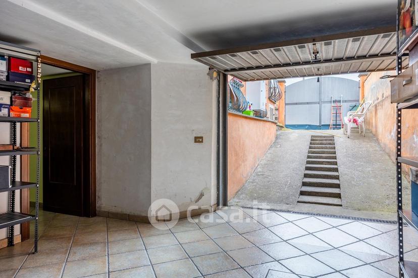 Trilocale in Via Livorno — foto 26 di 51