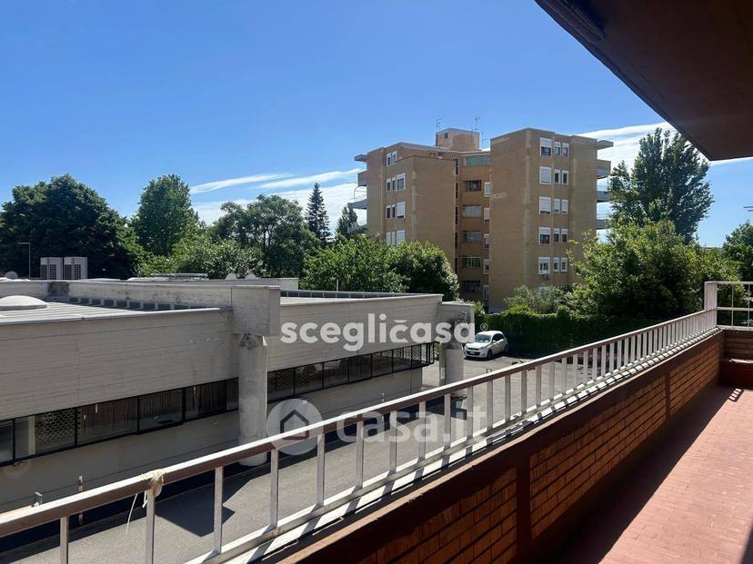 Quadrilocale in Via della Casetta Mattei 167 — foto 10 di 37