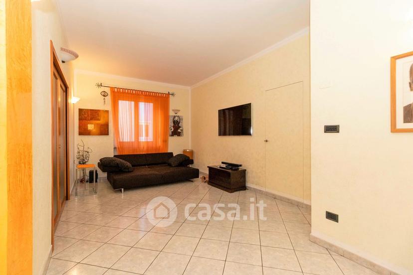 Trilocale in Via Giovanni Francesco Napione — foto 7 di 30