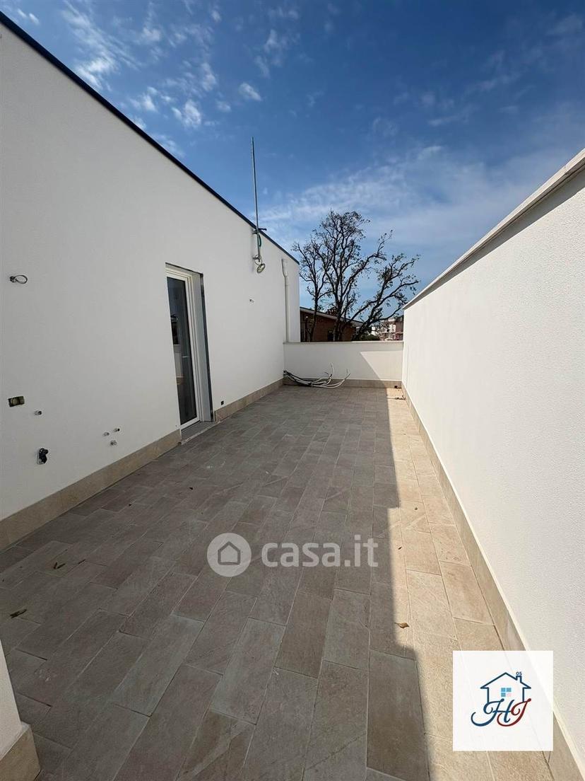Villa in Via Maria Grazia — foto 16 di 36