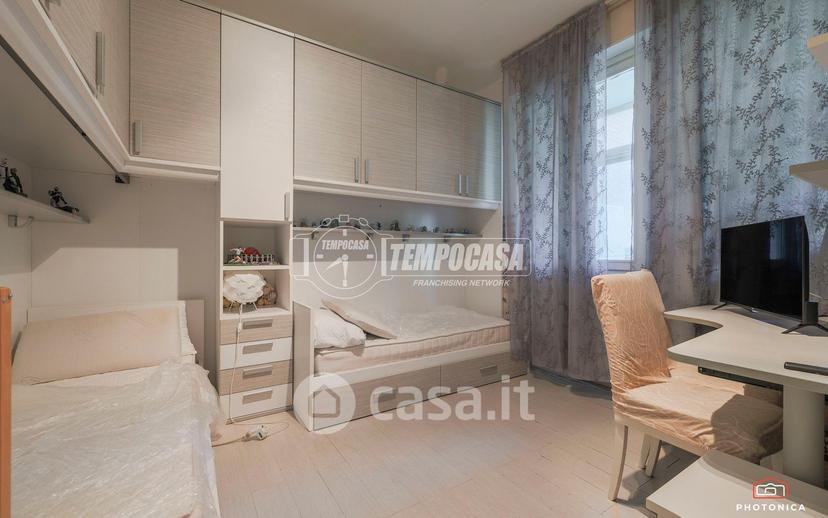 Trilocale in Via Cà Bassa — foto 16 di 34
