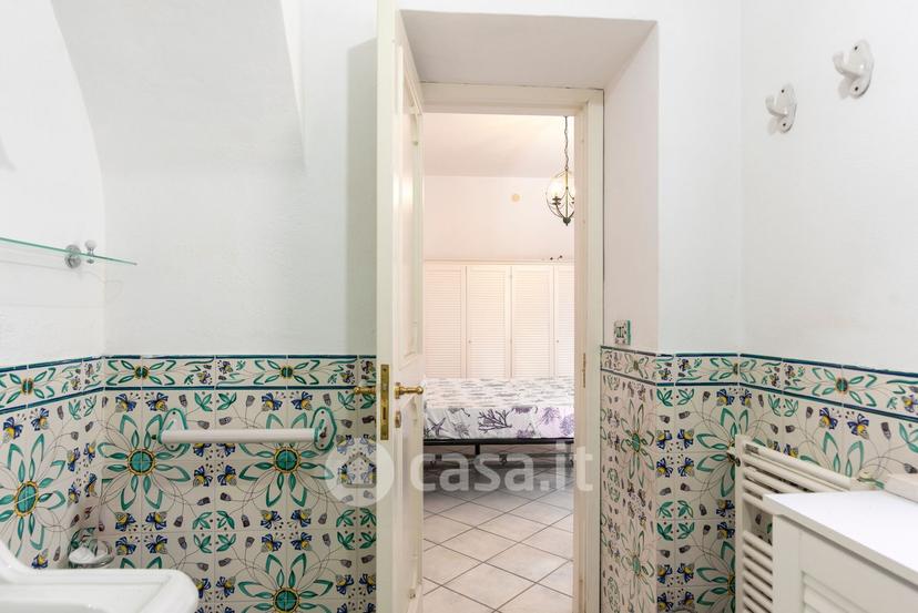 Appartamento in Via Michele Mazzella 71 — foto 34 di 35