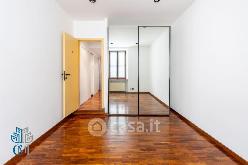 Quadrilocale in Via San Quintino 17 — foto 34 di 39