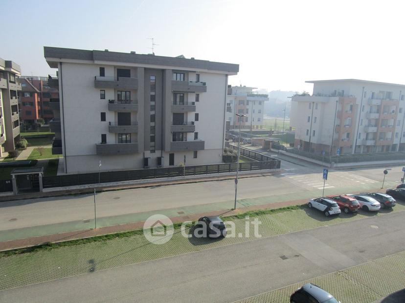 Trilocale in Via Don Luigi Sturzo 19 — foto 2 di 49