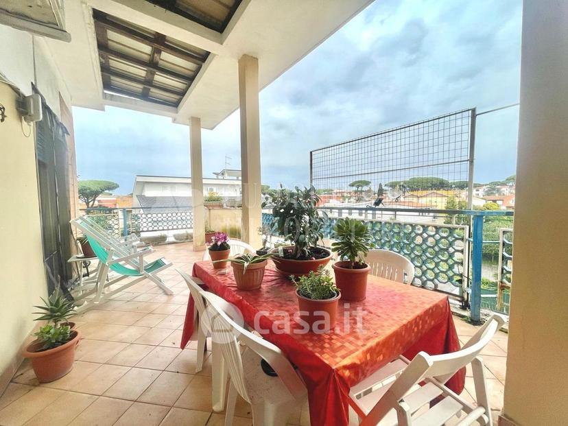 Trilocale in Via dei Mughetti 23 — foto 2 di 27