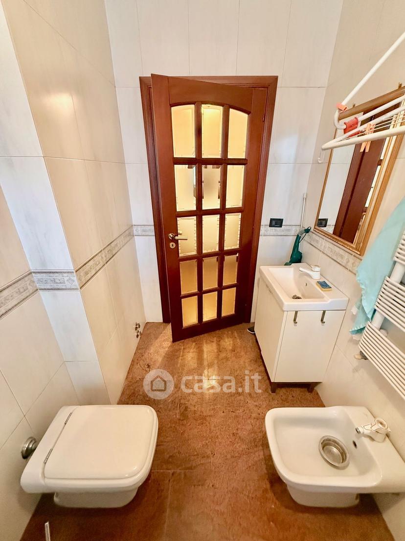Villa in Via Giuseppe Parini 5 — foto 20 di 86