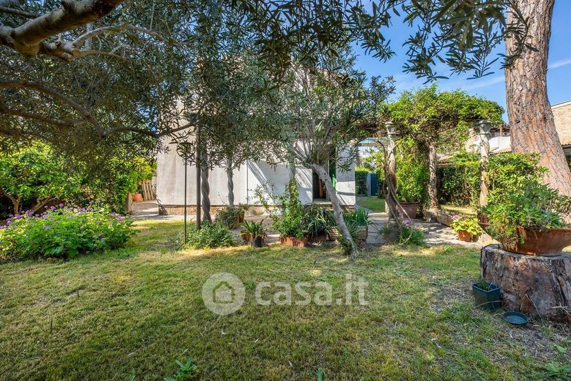 Villa in Via Porto San Giorgio — foto 3 di 38