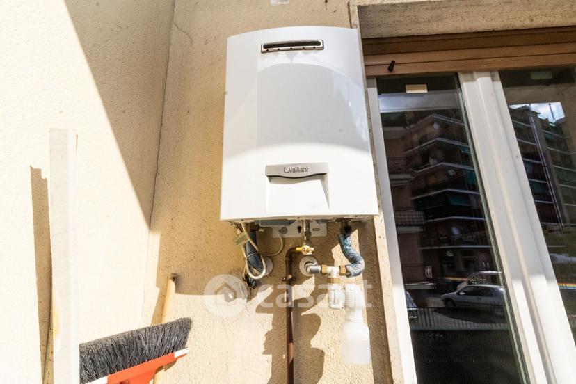 Trilocale in Via Martiri di Marzabotto 81 — foto 5 di 28