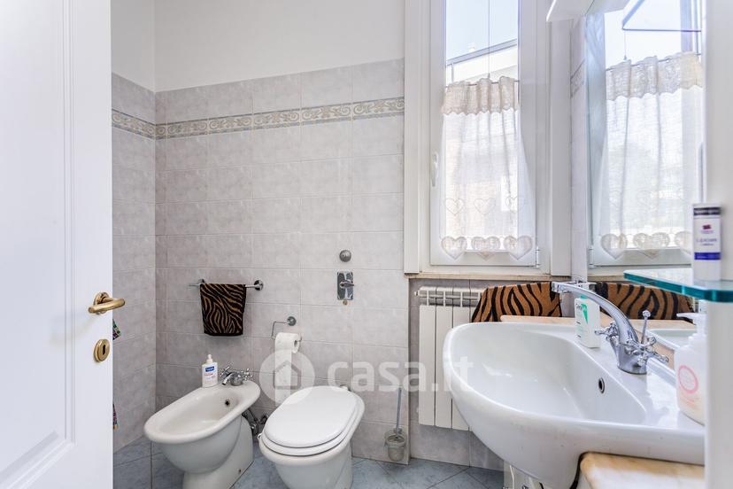 Quadrilocale in Viale Giuseppe di Vittorio 3 — foto 8 di 40