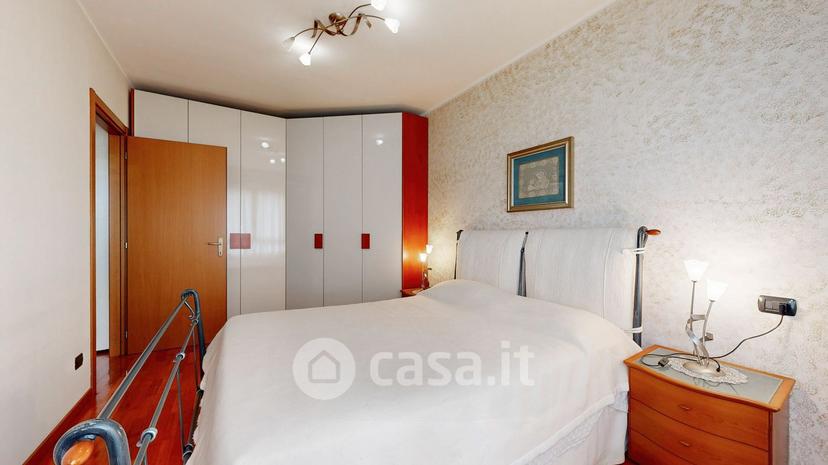 Trilocale in Via San Rocco 3 — foto 25 di 65