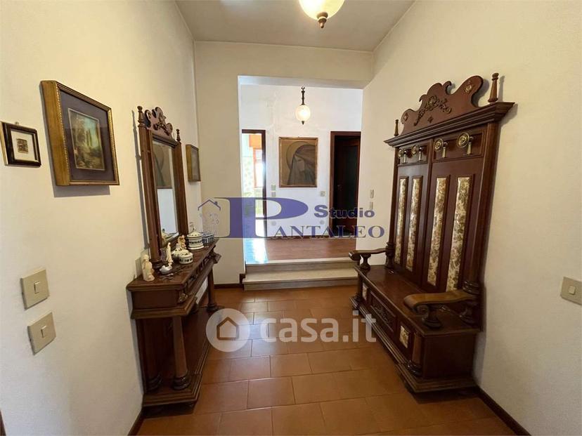 Villa in Via Ada Negri — foto 35 di 41