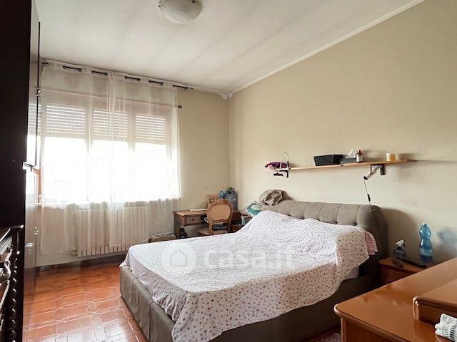 Quadrilocale in Via Isolabella — foto 9 di 30