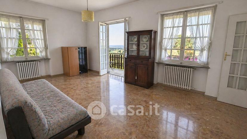 Villa in Via delle Viole 12 — foto 12 di 34