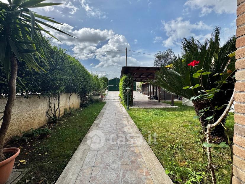Villa in Via Lago di Como 22 — foto 19 di 82