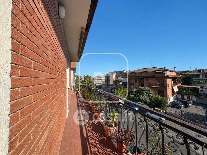 Appartamento in Via Rometta 42 — foto 8 di 34