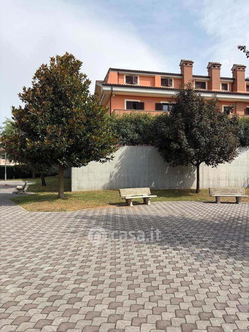 Trilocale in Via Colle Cagioli — foto 17 di 24