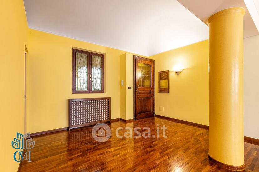 Quadrilocale in Via San Quintino 17 — foto 8 di 39