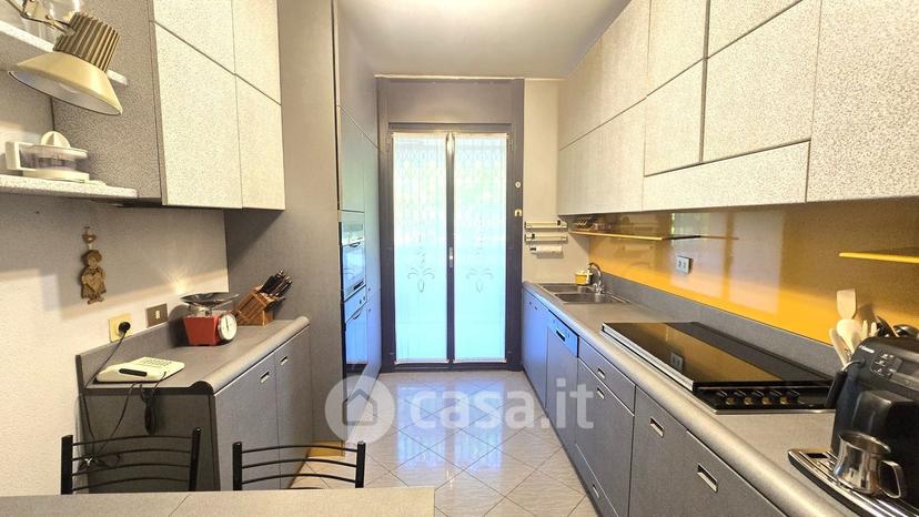 Quadrilocale in Via Carlo Porta — foto 30 di 41