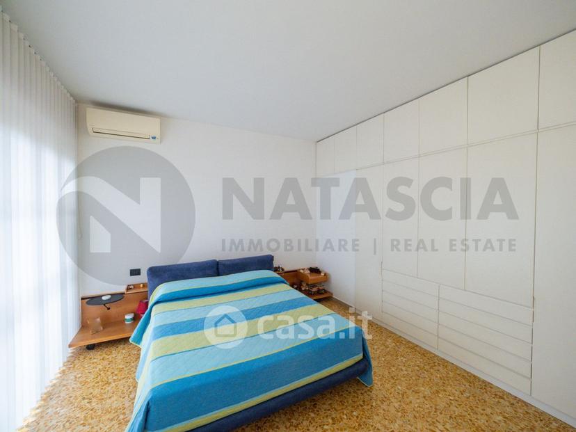 Appartamento in Viale delle Arti — foto 13 di 28