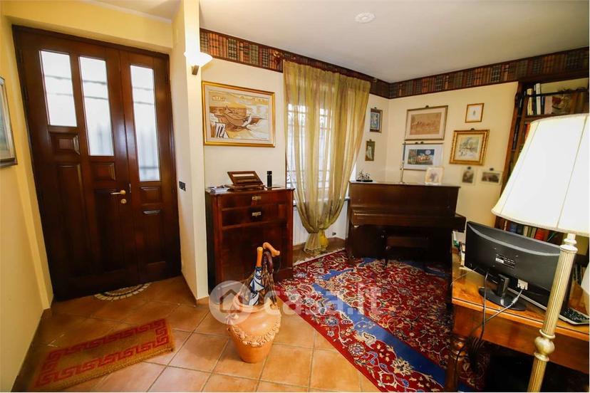 Villa in Via Emanuele Filiberto 14 — foto 14 di 53