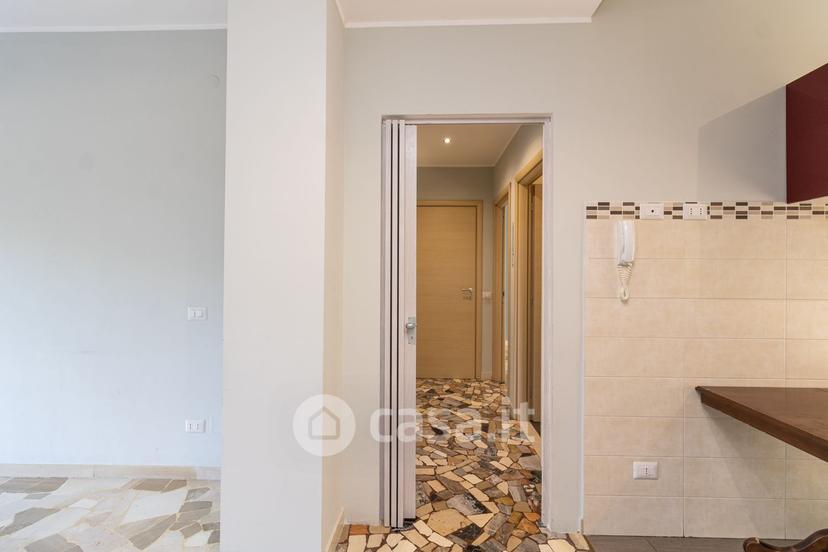 Trilocale in Via Martiri di Marzabotto 81 — foto 14 di 28