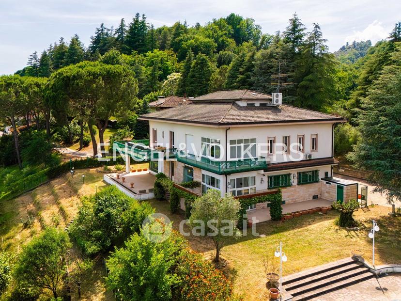 Villa in Via Campescolo — foto 17 di 39