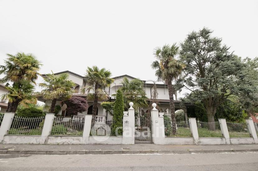 Villa in Via Ruggero Leoncavallo 13 — foto 29 di 43