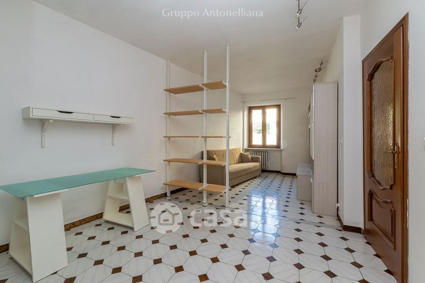 Quadrilocale in Via Real Collegio 18 — foto 22 di 24