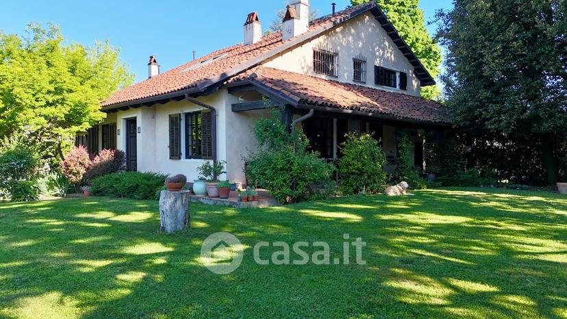 Villa in Via Moncenisio 8 — foto 13 di 72